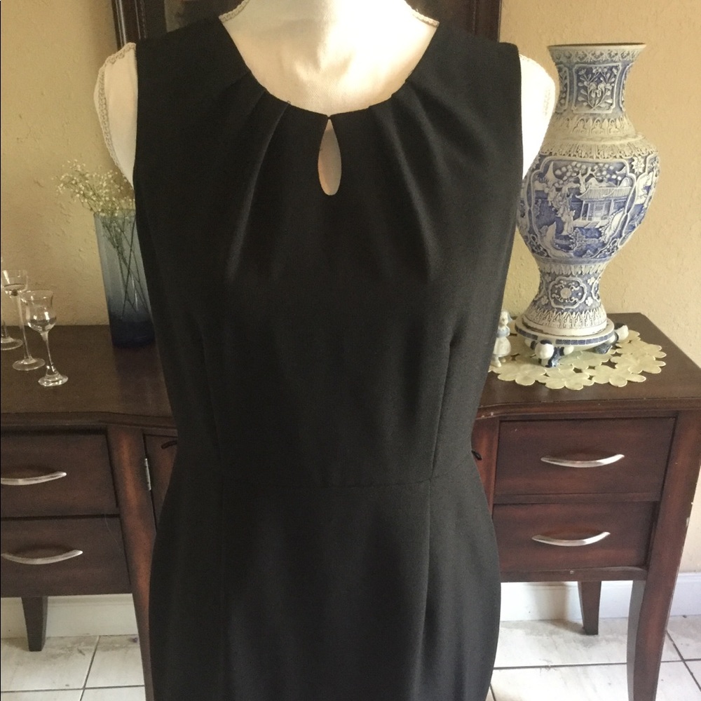 **SOLD**Kasper Little Black Dress 💋